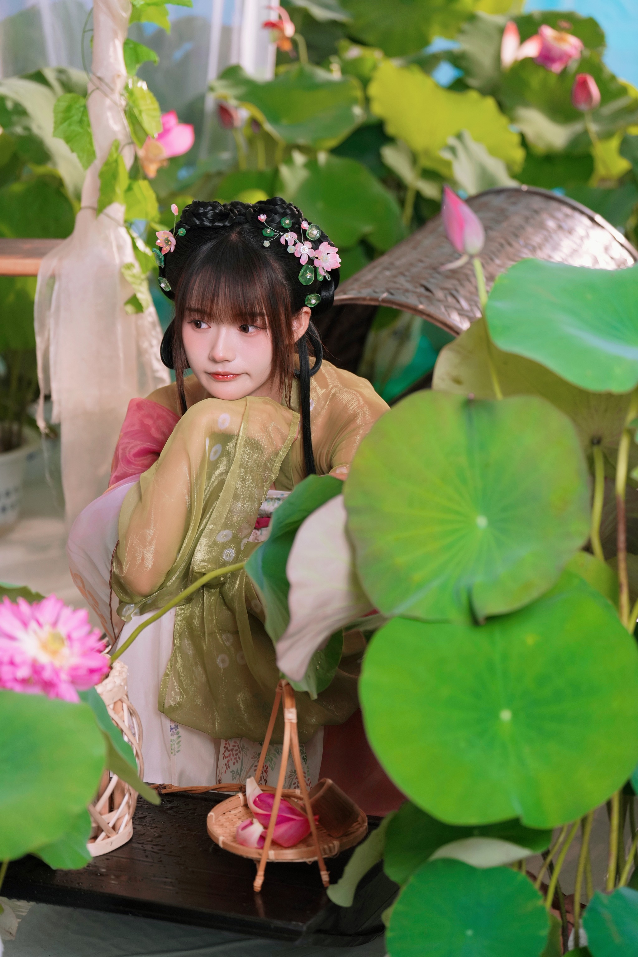图片[1]-兔子Zzz不吃胡萝卜 – NO.105 浮香花谷[54P]-XikXak